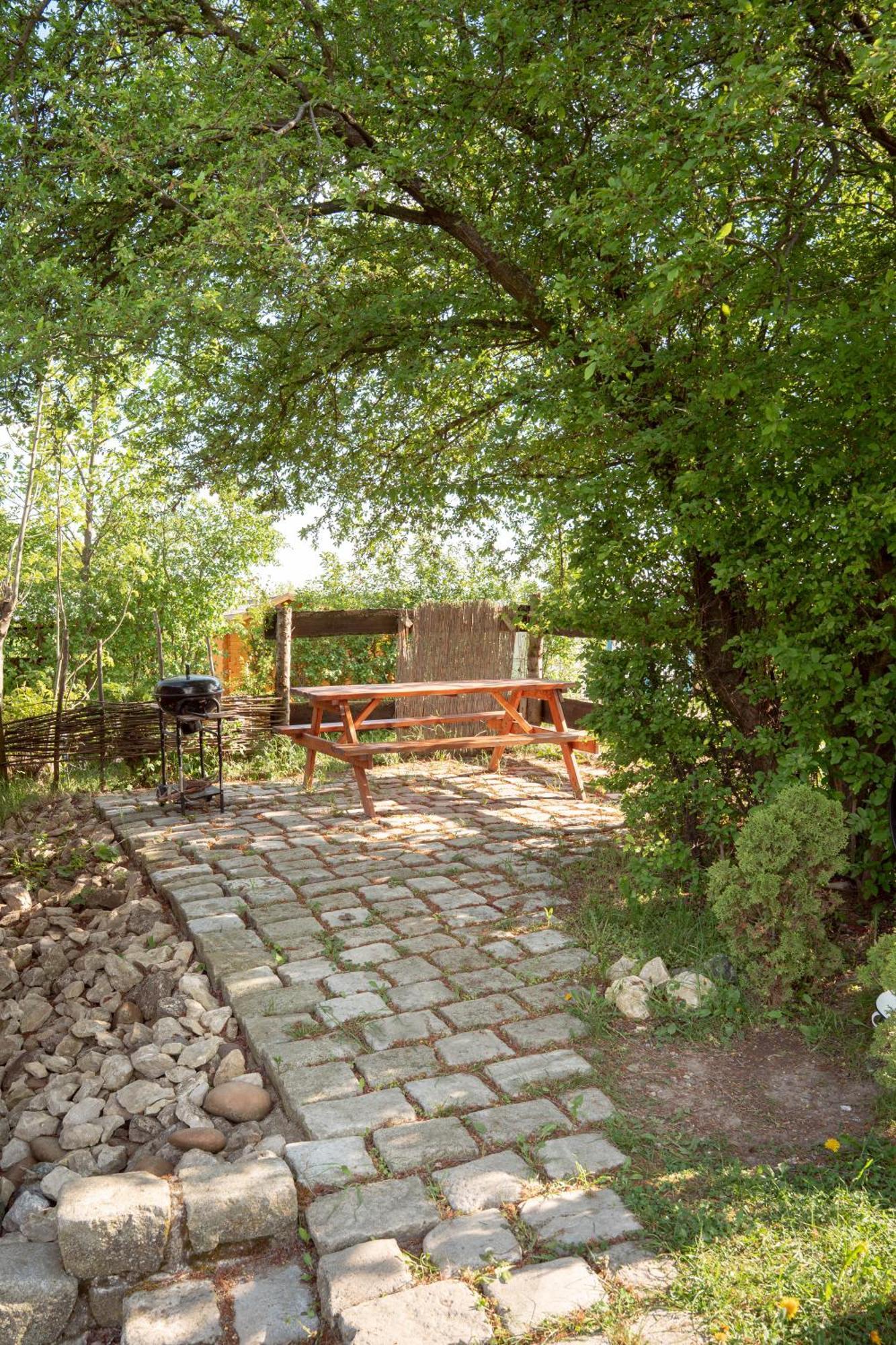 Cozy Wood Hut On The Farm Villa Trebivlice Dış mekan fotoğraf